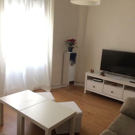 Peris Mencheta Lägenhet Sevilla Exteriör bild
